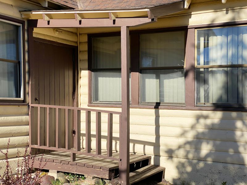Finished Log Home Exterior